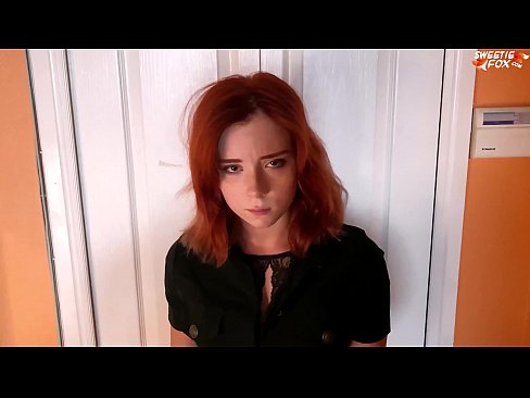 ❤️ A Guardia di Sicurezza hà punitu una bella donna per un tacchettu - Cum in bocca ❤️❌ Porno à porn co.sexygirlspics.ru ﹏