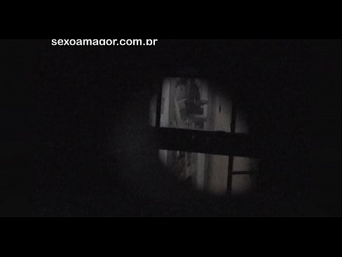 ❤️ Blondie hè videoregistrata in segretu da un voyeur di u quartieru nascostu daretu à i mattoni cavi ❤️❌ Porno à porn co.sexygirlspics.ru ﹏